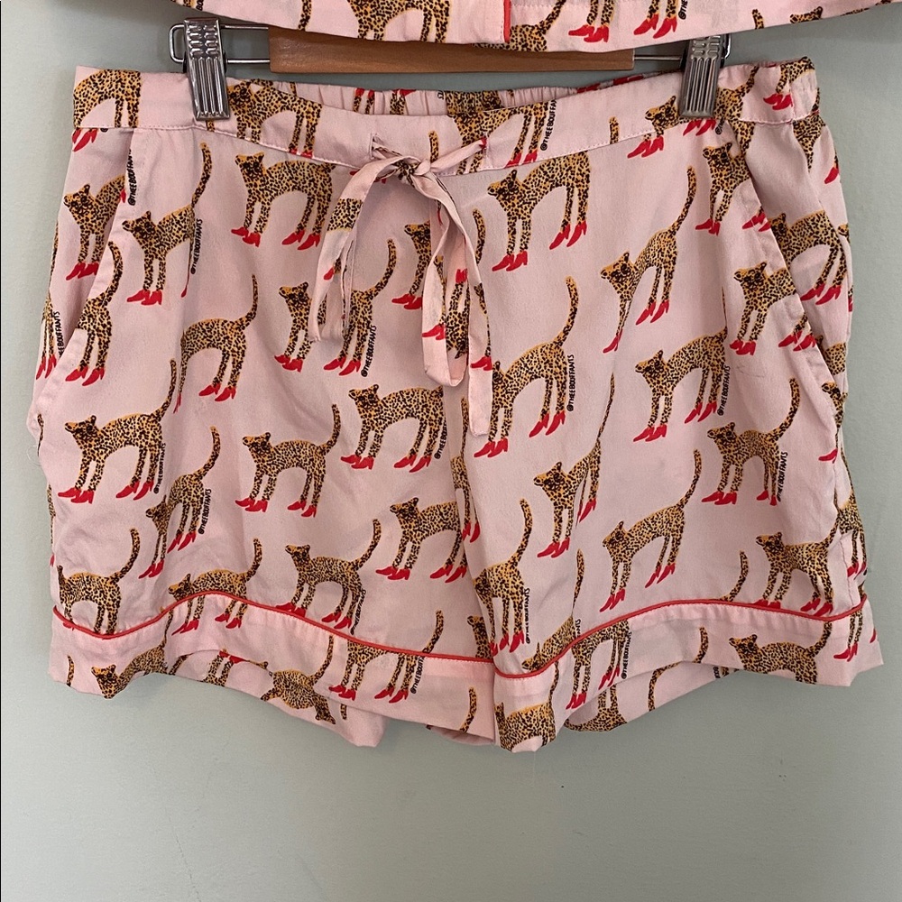 Bouffants & Broken Hearts Women’s Pink Cheetah in Heels Pajama Set Size Medium - Picture 5 of 10